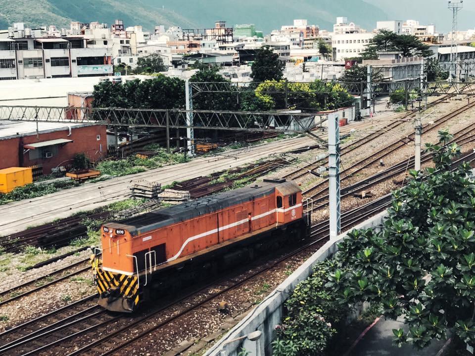 Railway Hualien Hostel Buitenkant foto